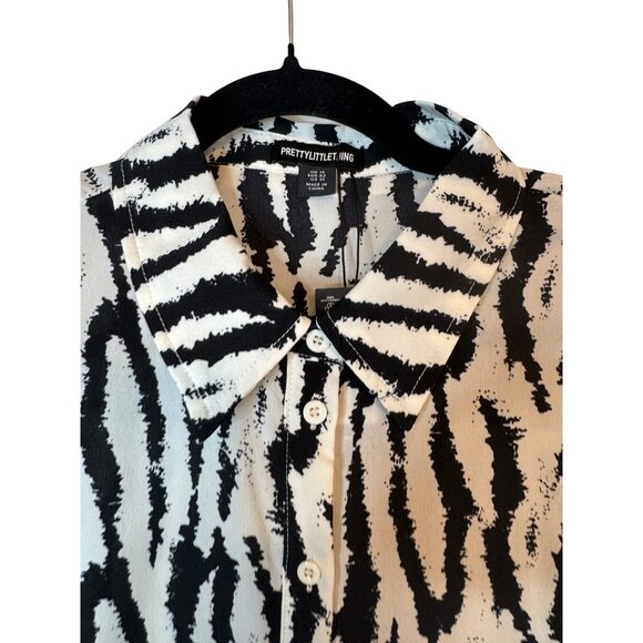 2/$30 NWT PrettyLittleThing Size 10 Black & White Zebra Print Oversized Shirt - Picture 15 of 16
